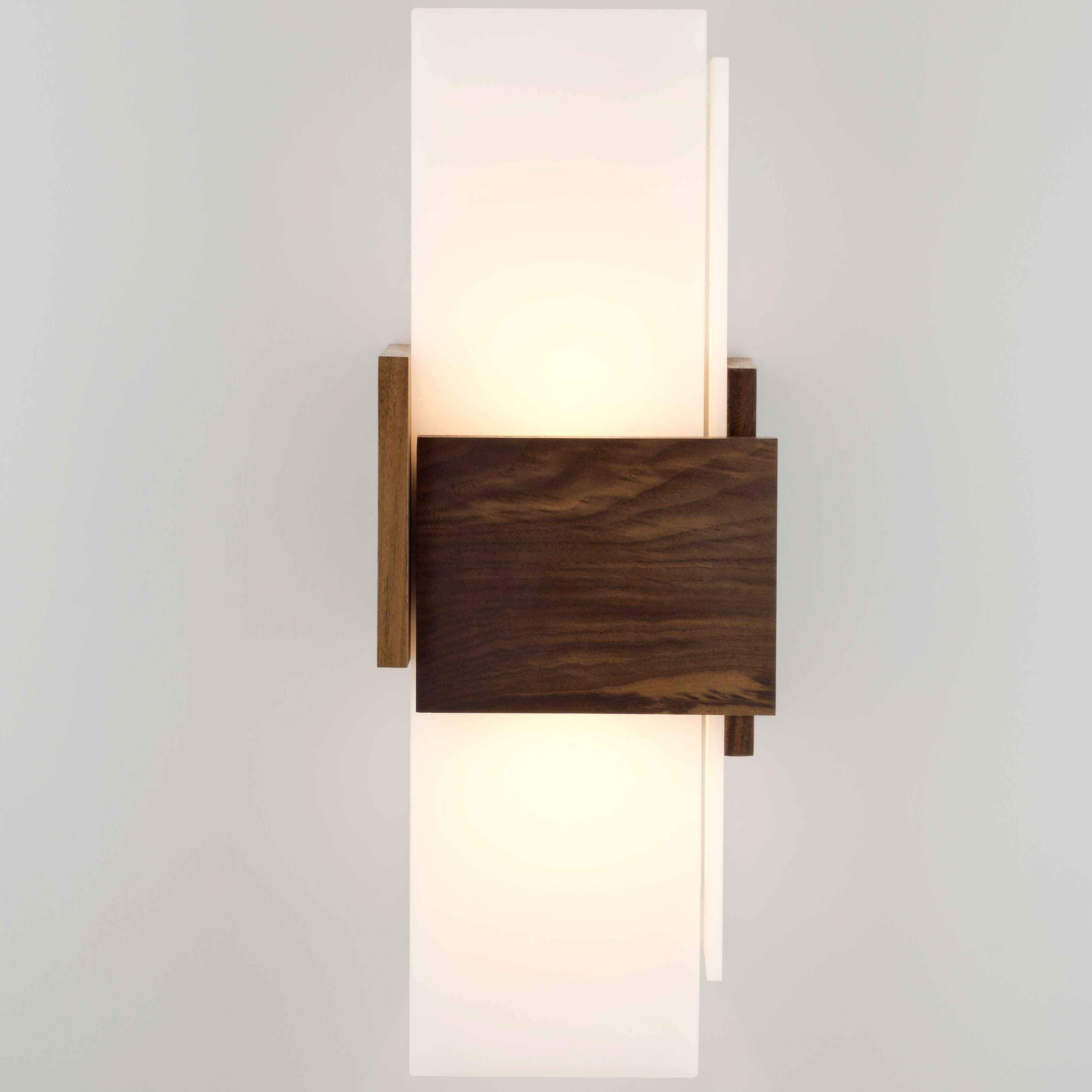 Acuo Sconce by Cerno